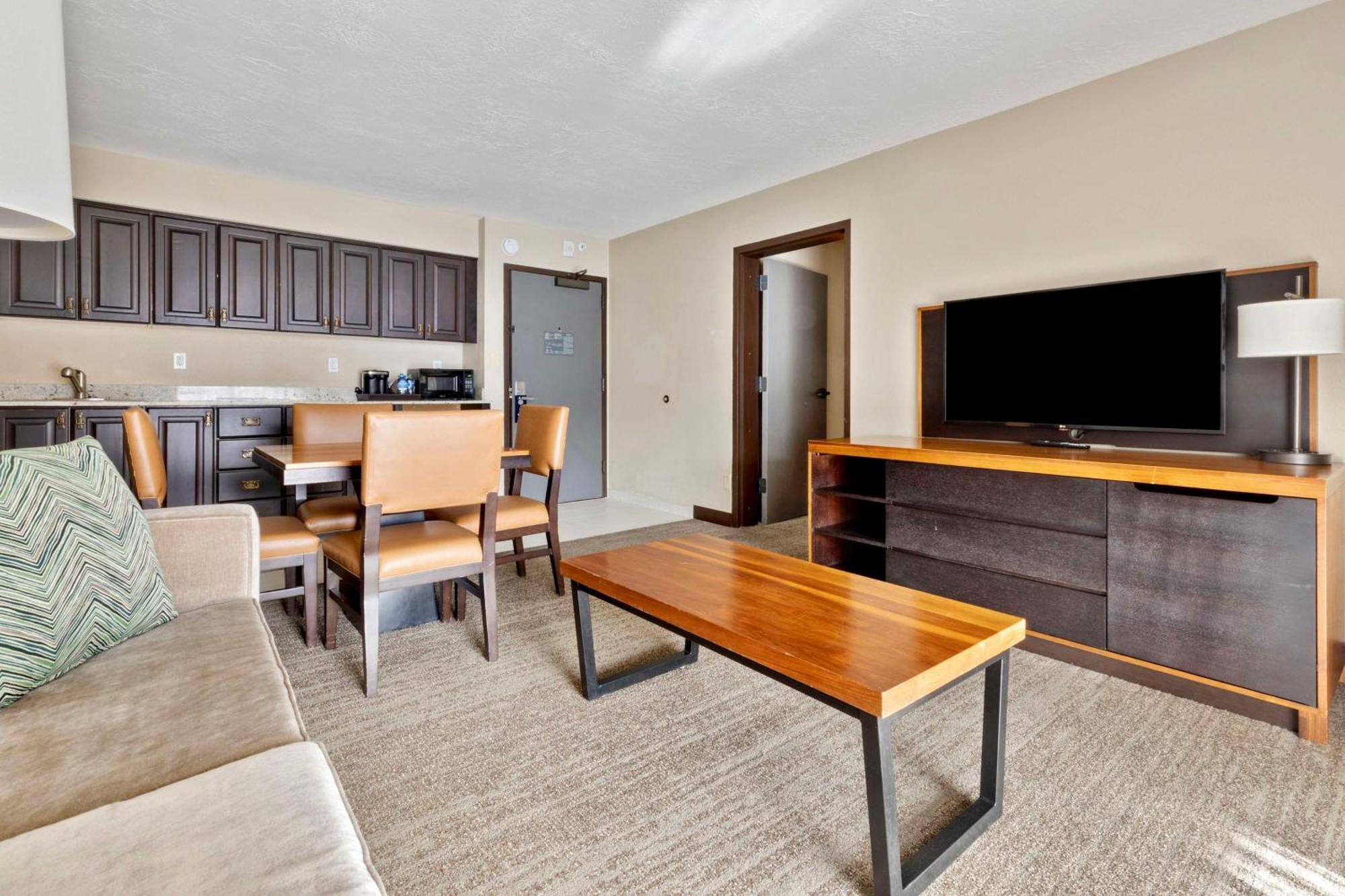 Resort Doubletree By Hilton Park - The Yarrow Park City